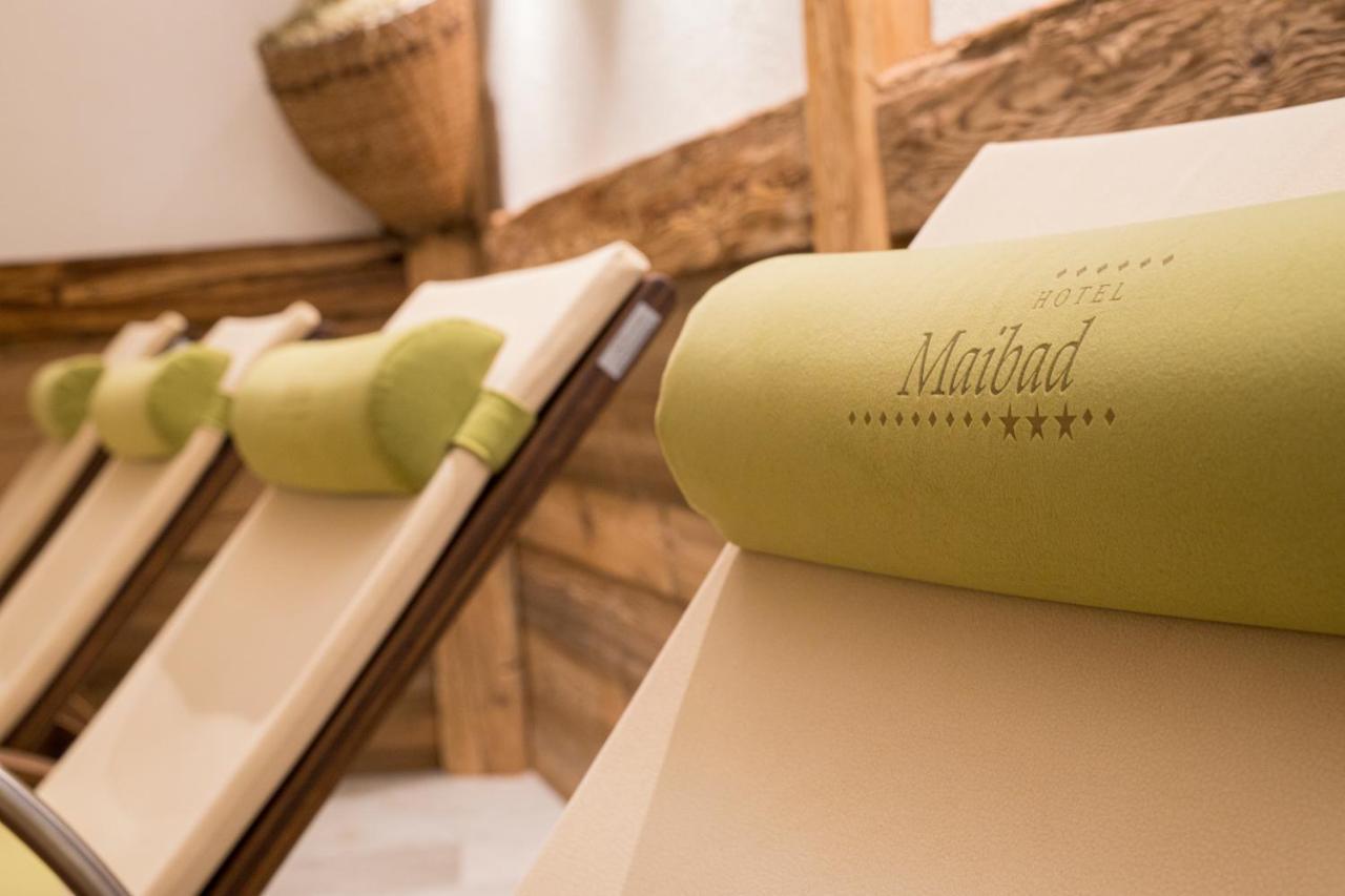 Hotel Maibad Випитено Екстериор снимка
