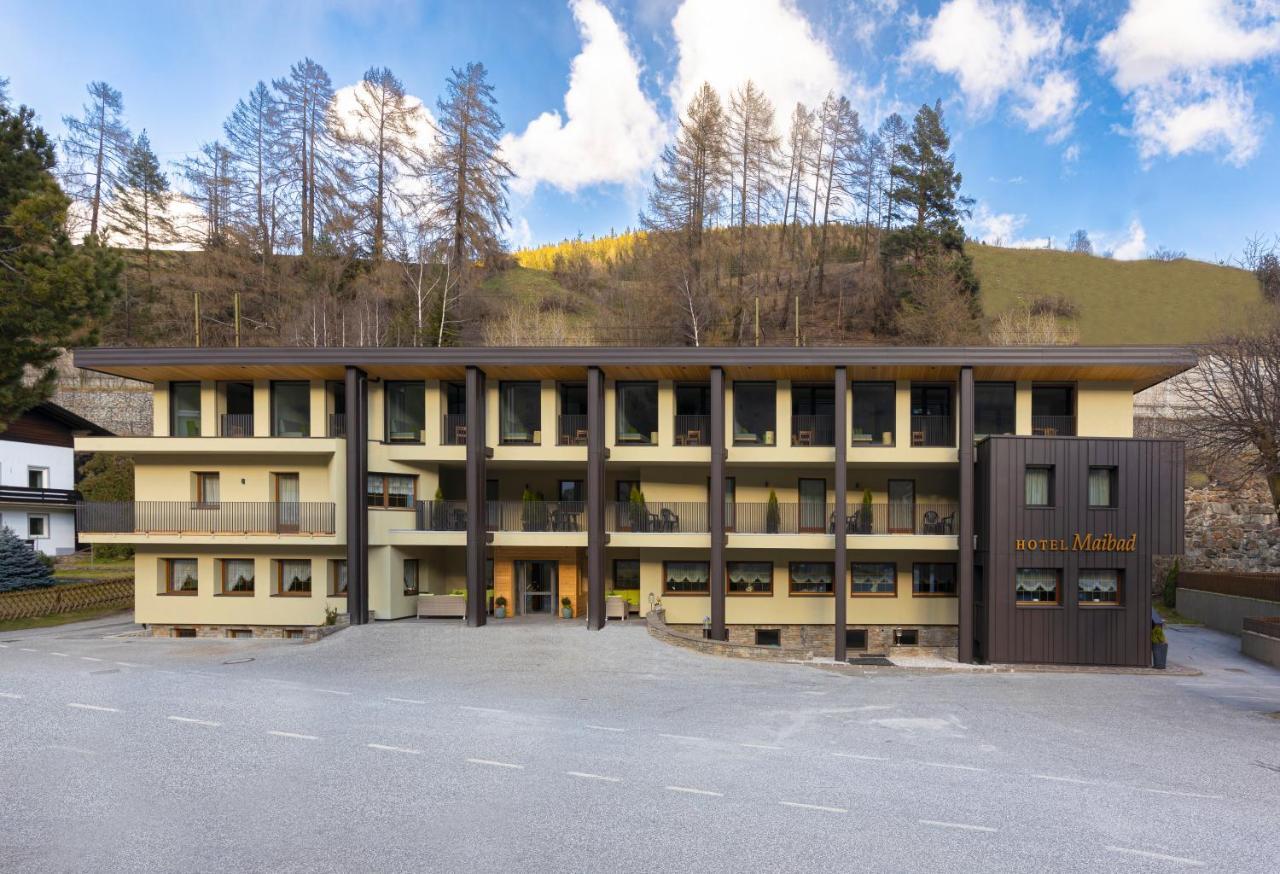 Hotel Maibad Випитено Екстериор снимка